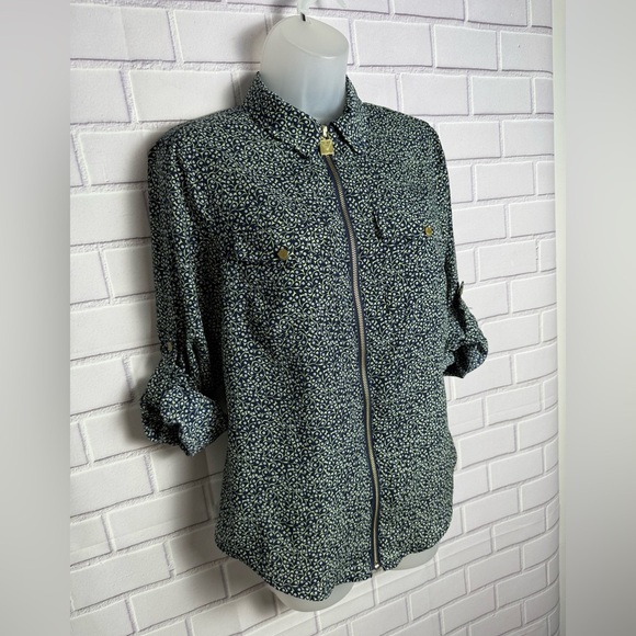 Michael Kors Navy and Green Floral Blouse with front zipper closure /size S - Picture 5 of 11